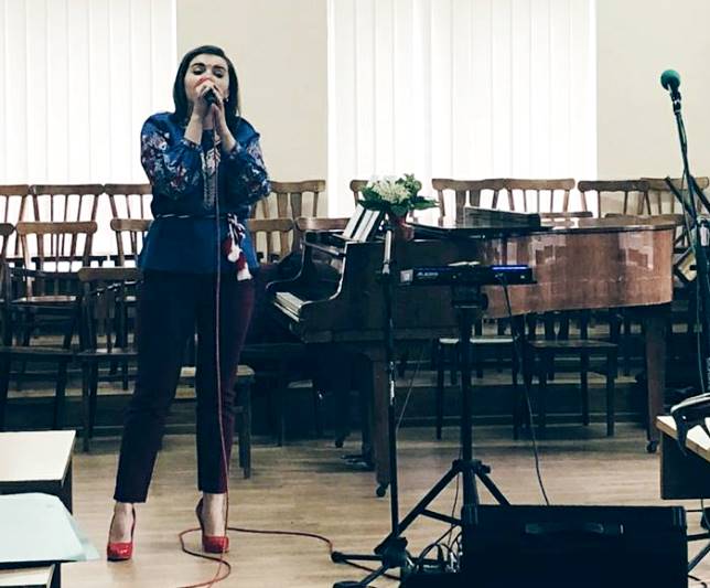 Студентка групи ММ-41 Уляна Шерстій Студентка групи ММ-41 Уляна Шерстій